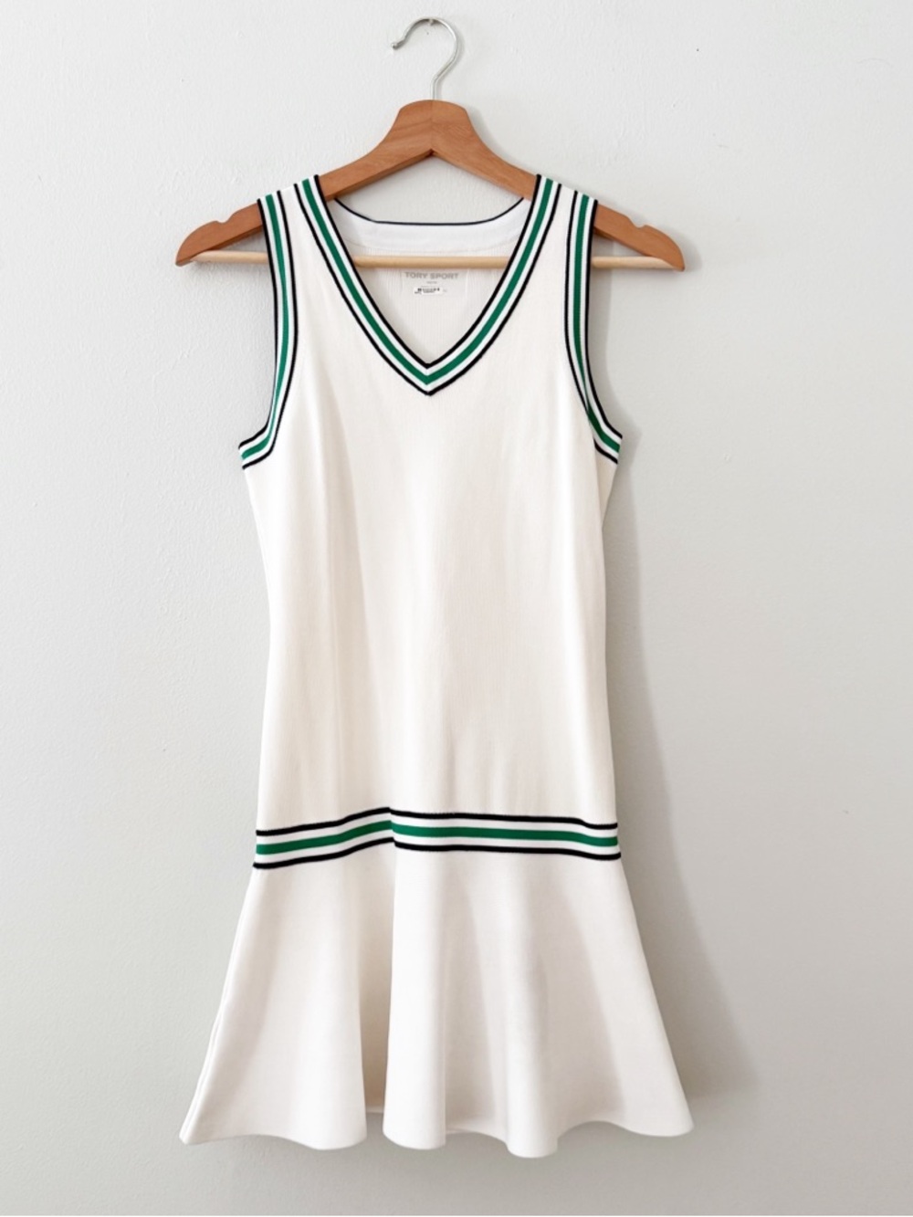 Tory Burch Sport Women's V-Neck Tennis Dress White Pleated Green Striped Sz XS.
